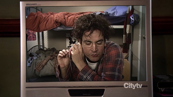 J'aurais pu vous faire un speech sur les erreurs de continuité dans la dernière cassette mais bon...