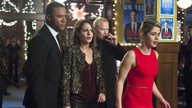 Diggle, Thea et Felicity en mauvaise posture