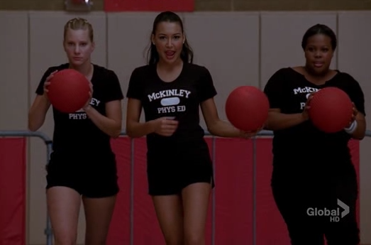 Du dodgeball dans Glee !